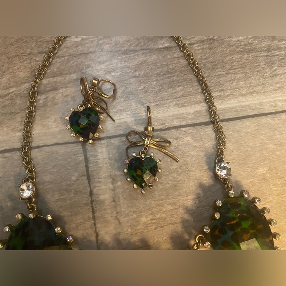 VINTAGE Brighton-green/gold tone necklace,matching earrings +original ❤️tin. - Picture 4 of 8